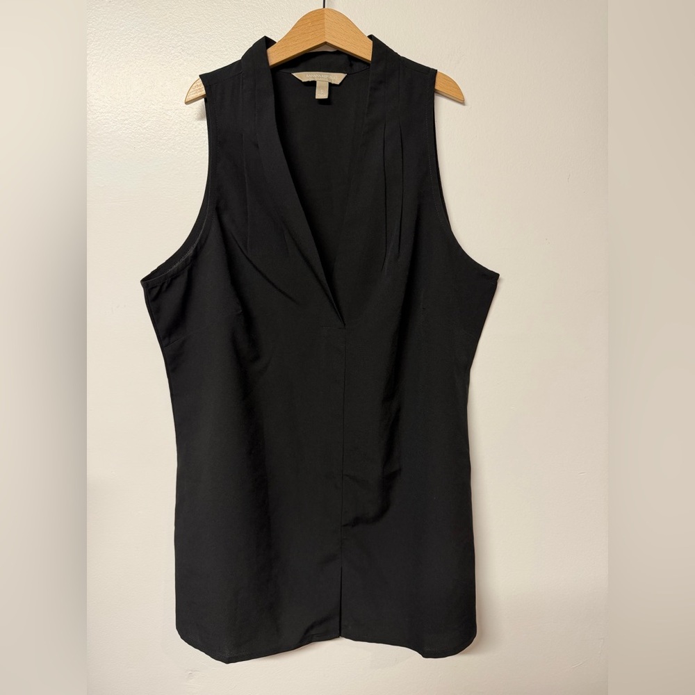 Banana Republic Sleeveless Lightweight Pullover Career Dressy Blouse size Small